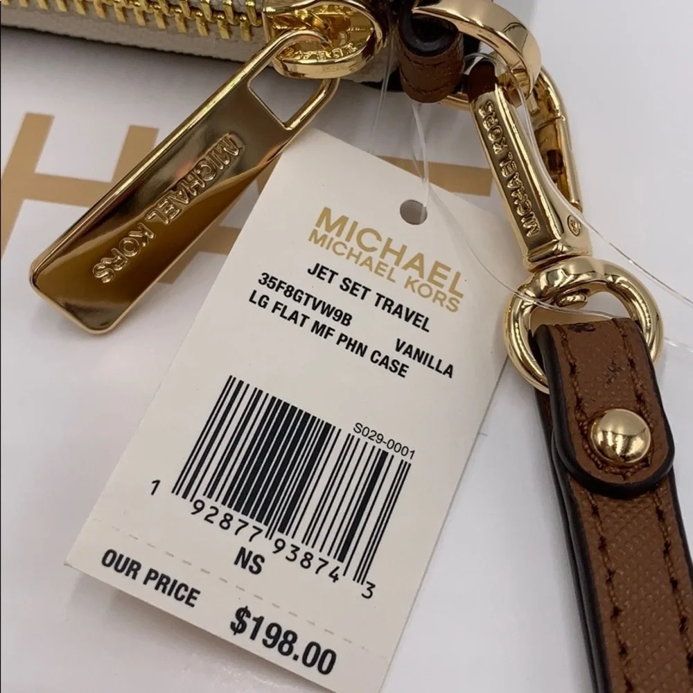 Michael Kors Jet Set Travel Phone Wallet Wristlet